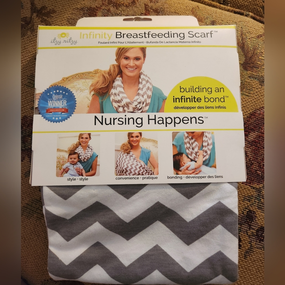Itzy Ritzy Gray and White Chevron Infinity Breastfeeding Scarf
